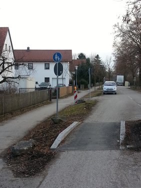 Der neue fahrradfreundliche Durchlass an der HauptstraÃe in Richtung OberschleiÃheim